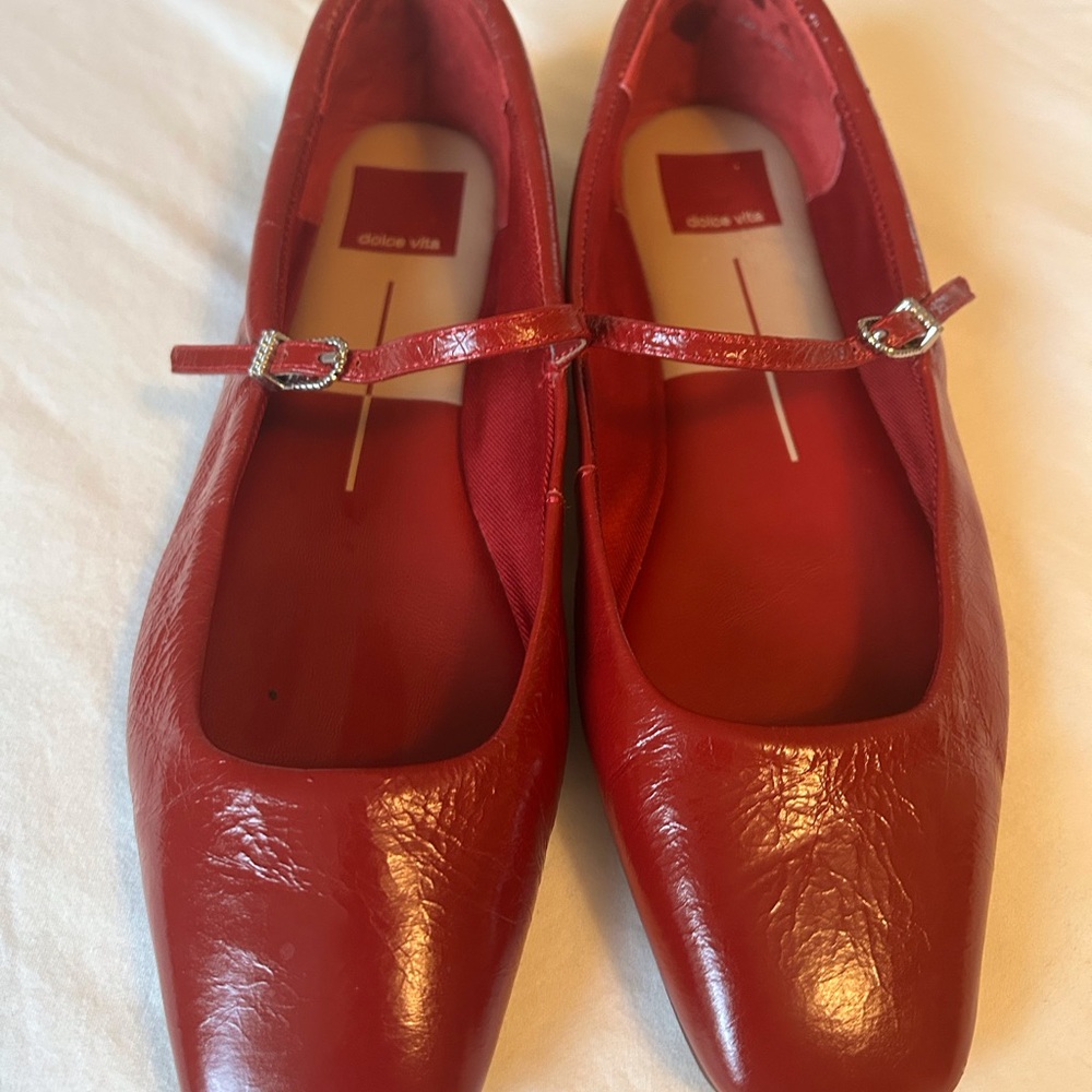 Dolce Vita Reyes Red wrinkled patent leather Ballet Flats. Size 7.5.